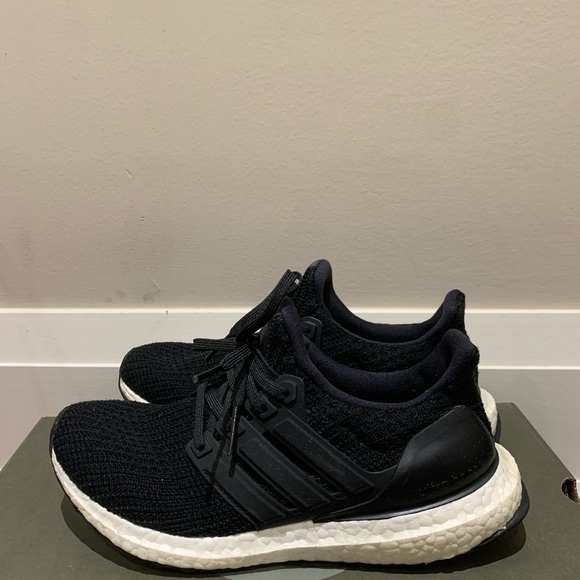 ULTRABOOST Adidas - Picture 3 of 6